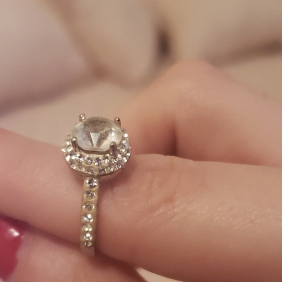 PRICE DROP! Ring Size 6.5 - Picture 3 of 4